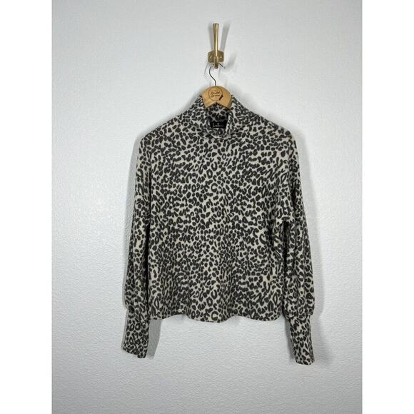 Lulus Stay Soft Cream Leopard Print Top Size Small S Long Sleeves Mock Neck - Picture 1 of 6
